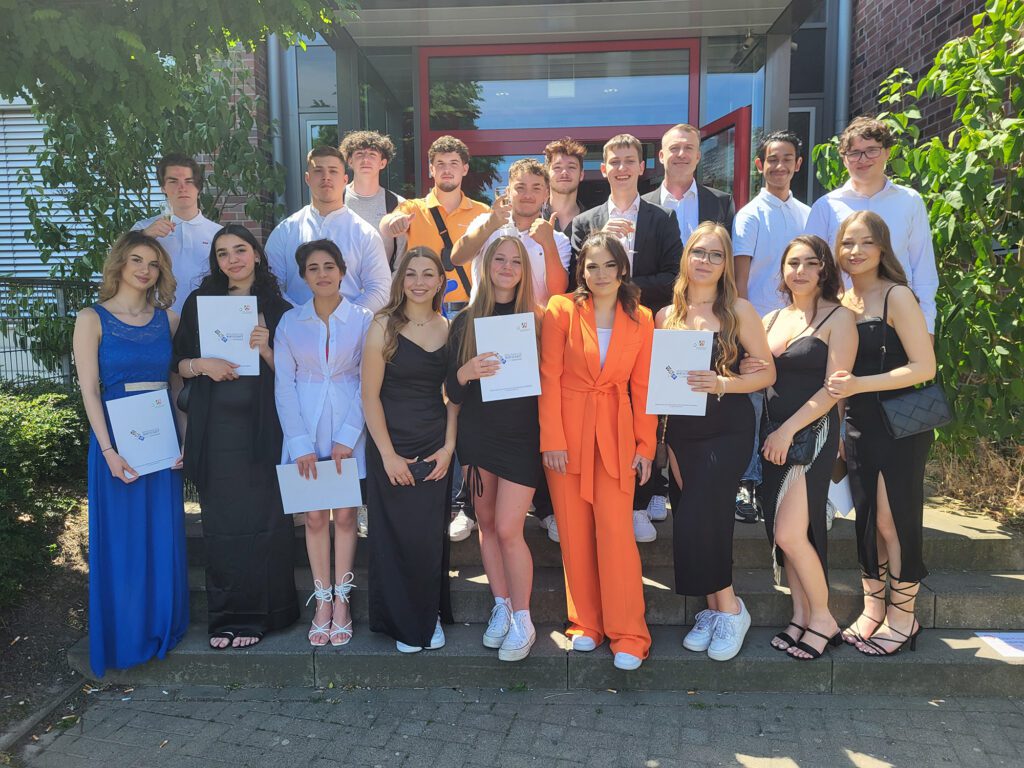 zeugnisvergabe-berufsfachschule-und-internationale-f-rderklasse