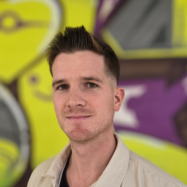 Kollegen weichgezeichnet – neu